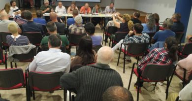 El alcalde de Paterna da plantón por tercera vez a los vecinos y no acude al debate de La Coma El alcalde de Paterna da plantón por tercera vez a los vecinos y no acude al debate de La Coma