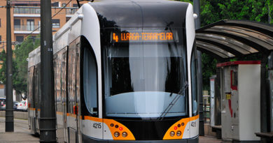 Lloma Llarga, Bovalar, Terramelar y Más del Rosari-La Coma continúan esperando el cambio tarifario del Tranvía Lloma Llarga, Bovalar, Terramelar y Más del Rosari-La Coma continúan esperando el cambio tarifario del Tranvía